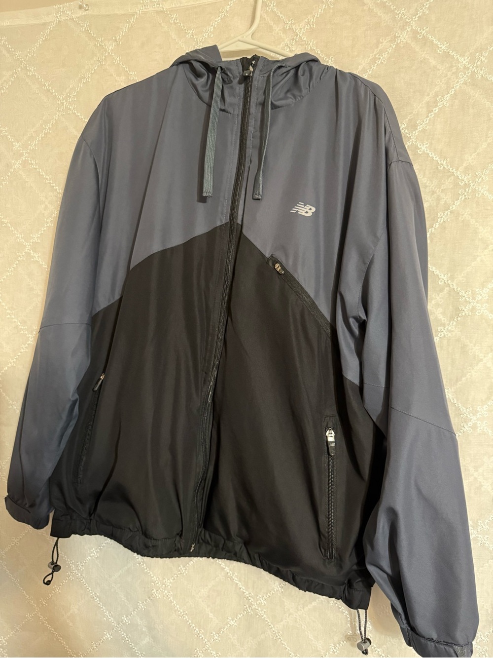 New Balance Hooded Windbreaker Jacket - Gray & Black